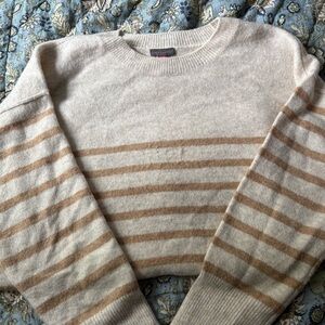 Vince Camuto Cream Knit Sweater